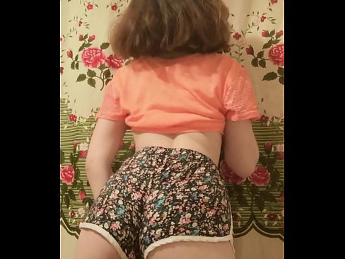 ❤️ Nwa ọhụrụ sexy na-eyipụ uwe mkpirisi ya na igwefoto ❤️ na%ig.courseclass.ru ❌❤